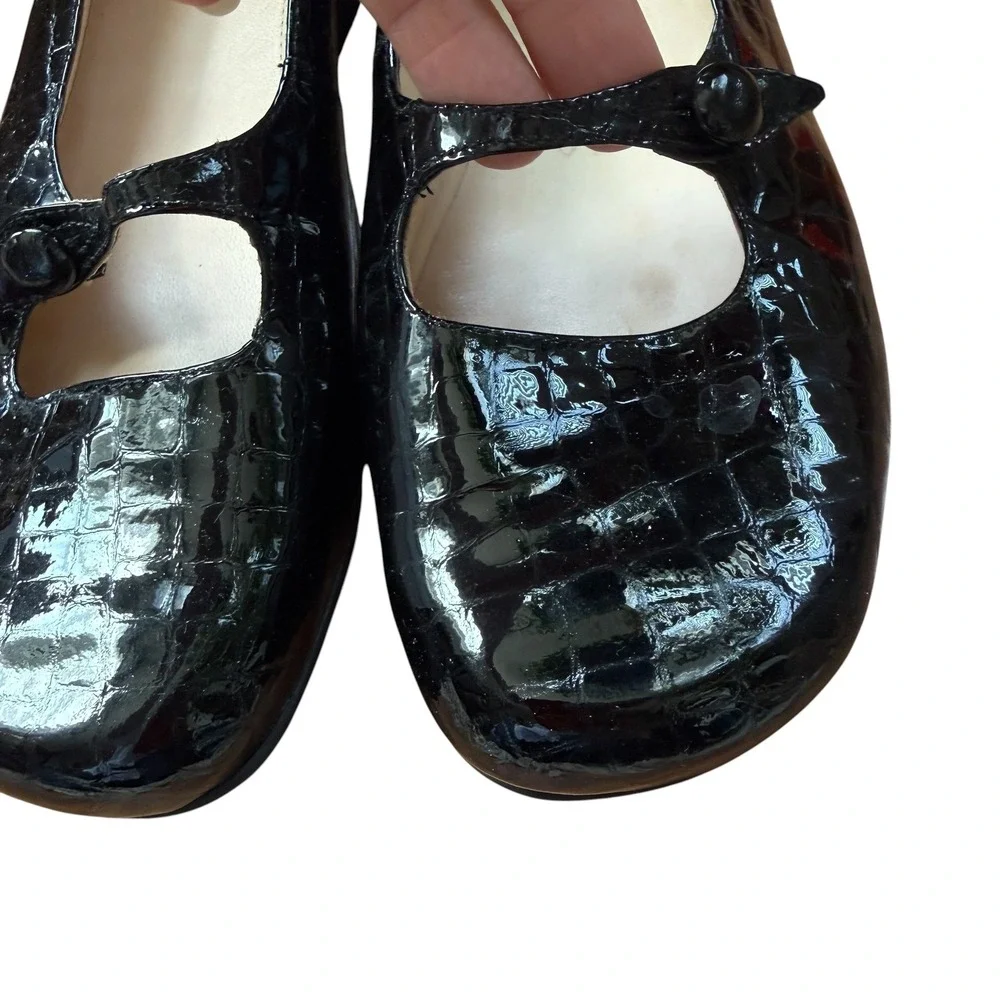 Nordstrom patent leather croc Mary Jane wedges 8 black